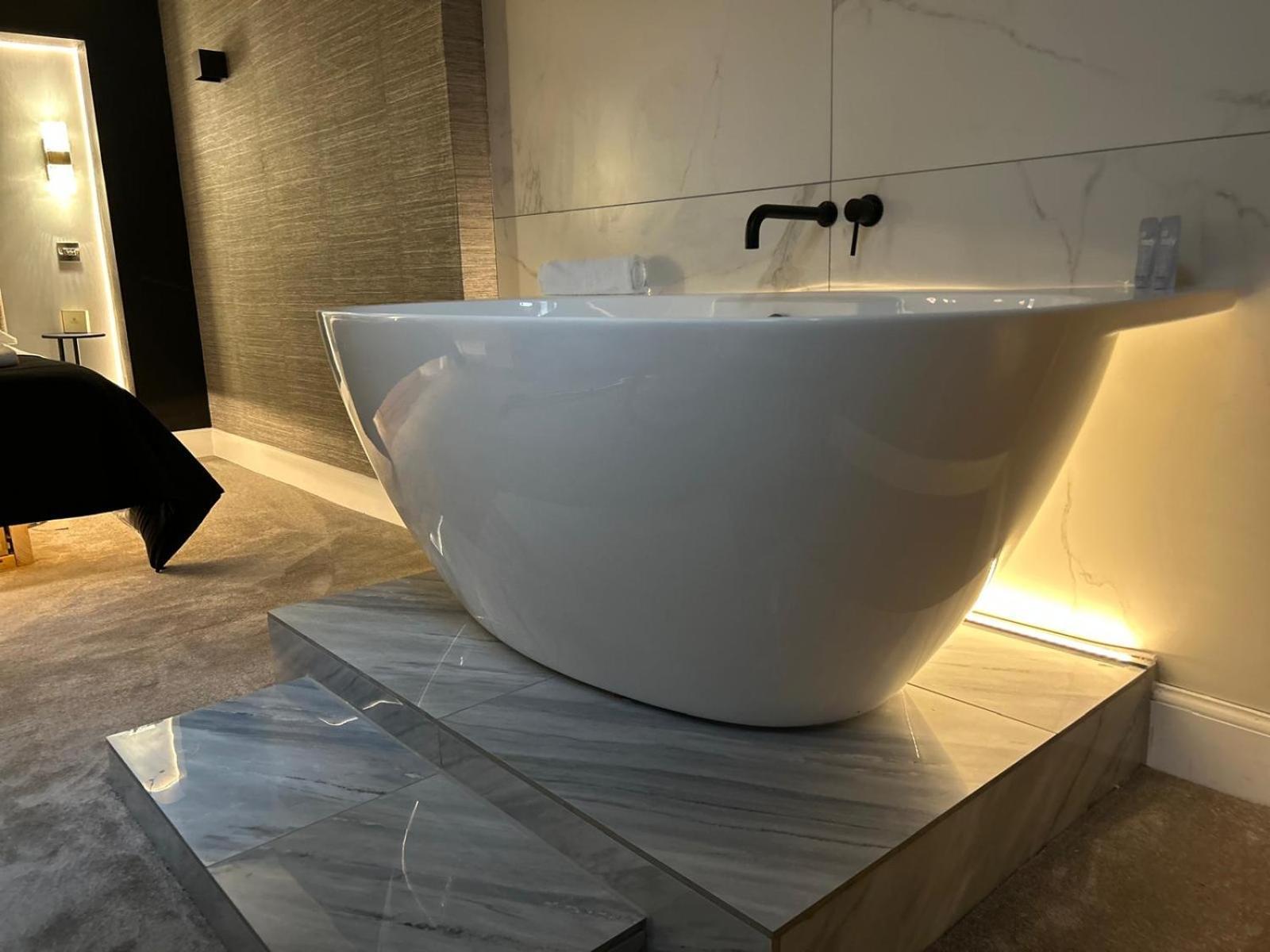Luxury 1Bed Retreat Edinburgh Apartment Екстериор снимка